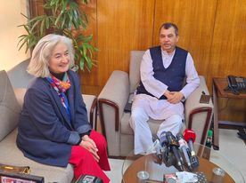 পরিবেশমন্ত্রী সাবের হোসেন চৌধুরীর সাথে ফ্রান্সের রাষ্ট্রদূতের বৈঠক