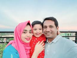 ঘুরতে যাওয়া হল না কাস্টমস কর্মকর্তার