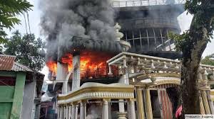 লালমনিরহাটে আওয়ামী লীগ নেতার বাড়িতে আগুন, ৬ জনের দগ্ধ লাশ উদ্ধার