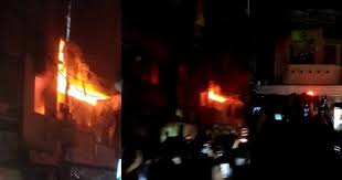 মোহাম্মদপুরে আবাসিক ভবনে আগুন