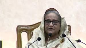 আহত পুলিশদের দেখতে সিপিএইচ-এ প্রধানমন্ত্রীর পরিদর্শন