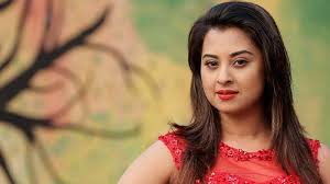 মন্ত্রীকে ফোন দেওয়ার অভিযোগে সাংবাদিককে পাল্টা প্রশ্ন