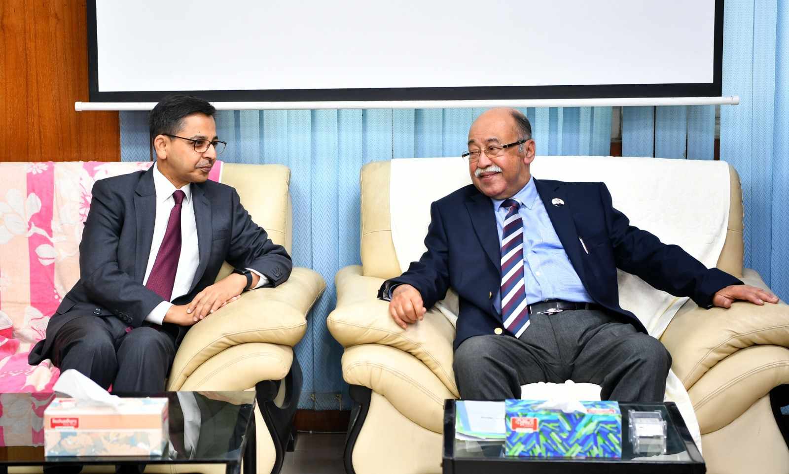 ভারতীয় হাই কমিশনারের সাক্ষাৎ ব্যবসা বাণিজ্য সম্প্রসারণে সহযোগিতা অব্যাহত রাখার আশাবাদ: শিল্পমন্ত্রী