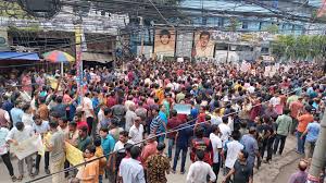 সনাতন ধর্মাবলম্বীদের ওপর হামলা ও ভাঙচুরের বিরুদ্ধে সারা দেশে বিক্ষোভ