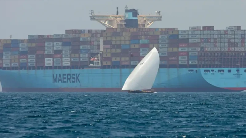 ইয়েমেনের হুথি জাহাজ ডুবিয়ে দিল যুক্তরাষ্ট্র