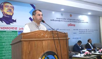 সুন্দরভাবে বাঁচতে মানুষকে নদী, জলাশয়ের সাথে চলতে হবে। পরিবেশমন্ত্রী সাবের হোসেন চৌধুরী