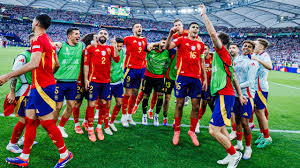 জাপানকে ৩-০ গোলে পরাজিত করে সেমিফাইনালে স্পেন