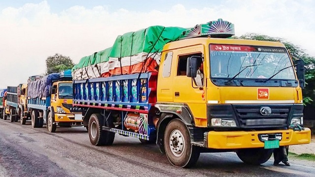 ঈদের আগে-পরে ৬ দিন ট্রাক চলাচল বন্ধ